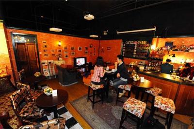 跨界新生 一家被電商沖擊的服裝店如何逆襲美發(fā)飾品市場(chǎng)